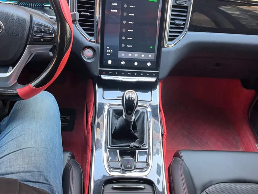 SWM G05 2019 #17 SWM G05 2019 car image #17