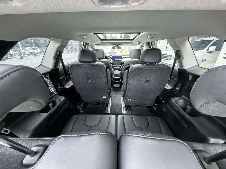 Hyundai Santa Fe 2021 car image #17