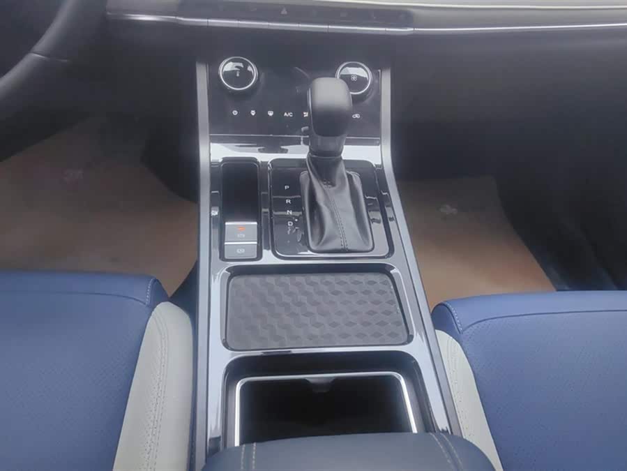 Chery Tiggo 5x 2023 car image #17