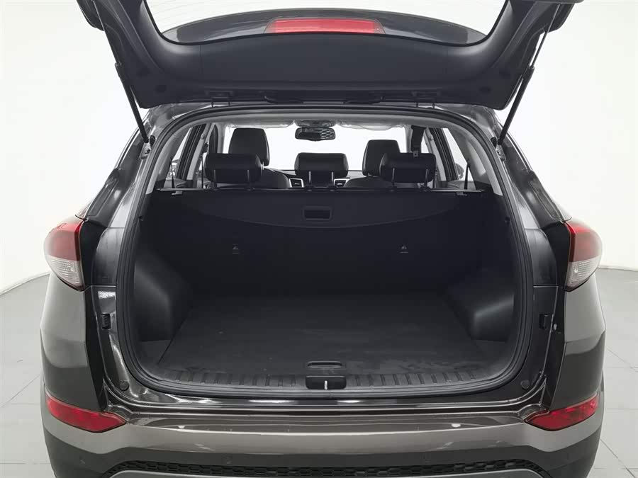 Hyundai Tucson 2016 car image #17