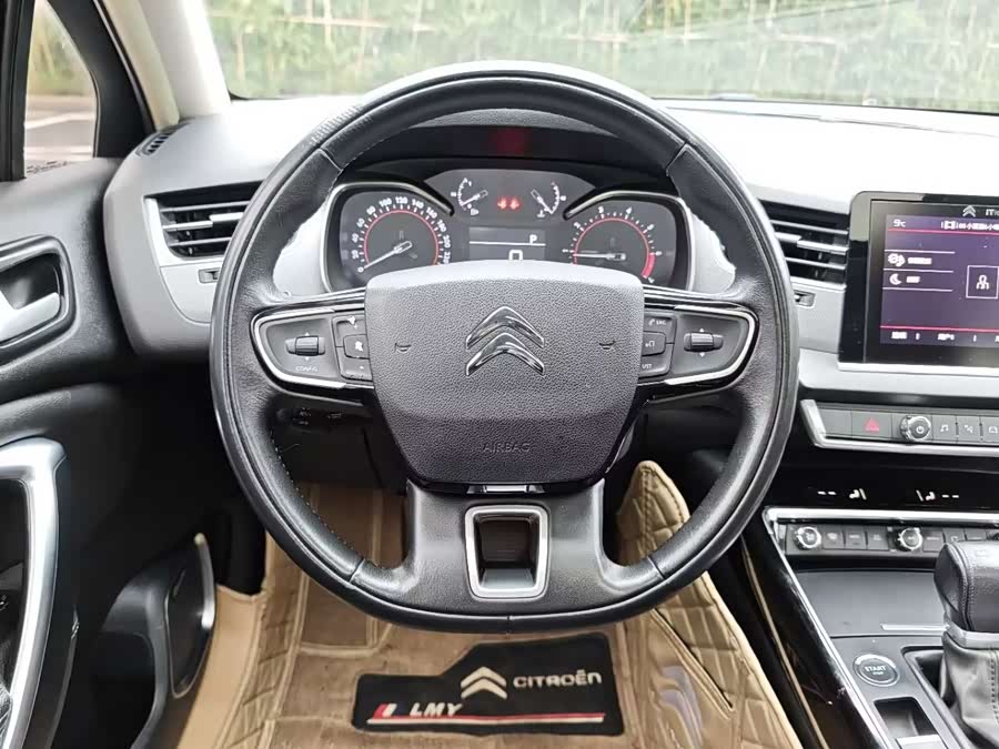 Citroen 2018 car image #17