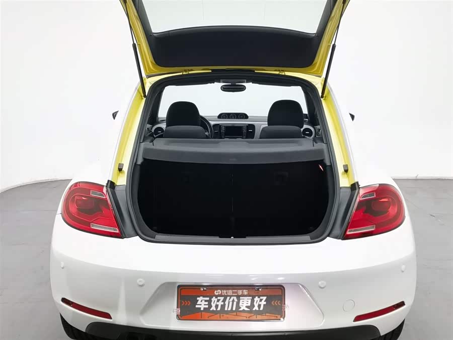 Volkswagen Beetle 2013 car image #17