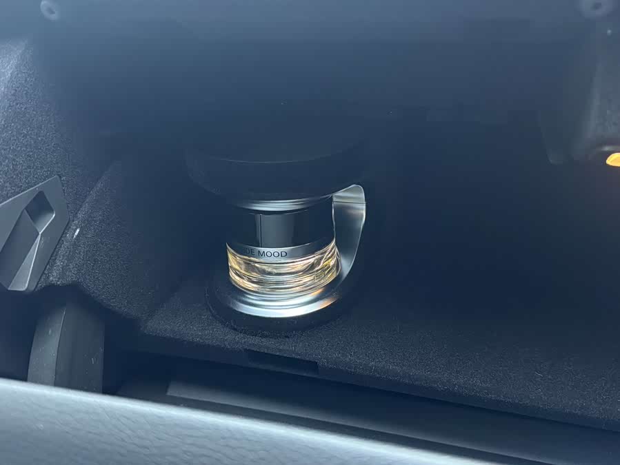 Mercedes-Benz C AMG 2023 immagine di auto #17