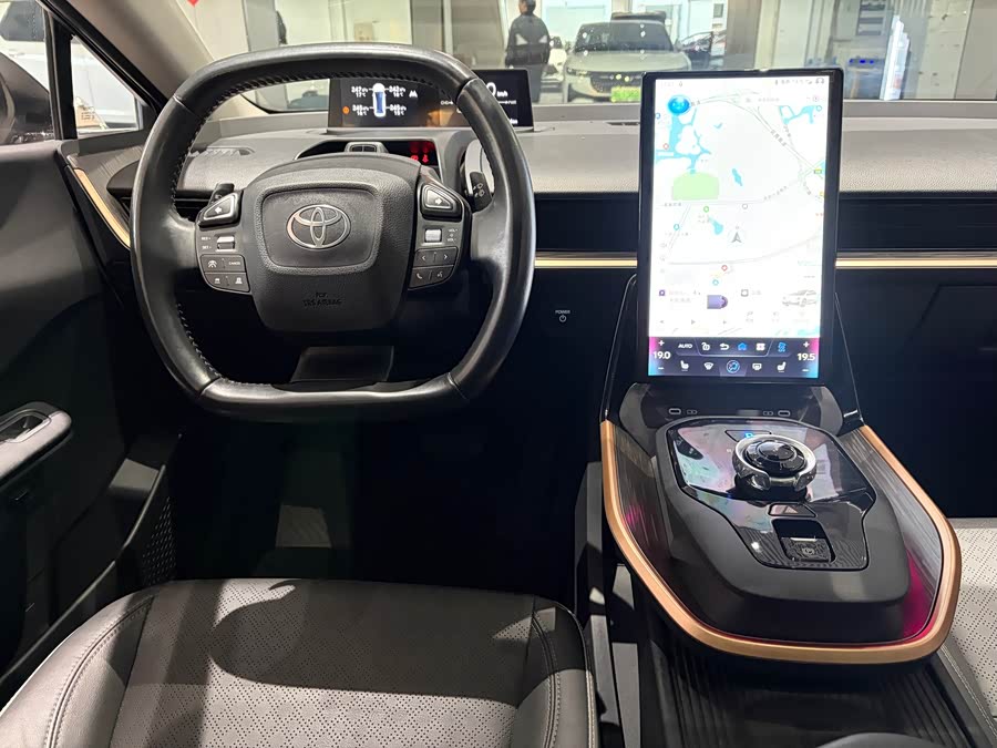 Toyota bZ3 2023 صورة سيارة #17