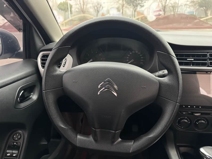 Citroen C-Elysée 2016 صورة سيارة #17