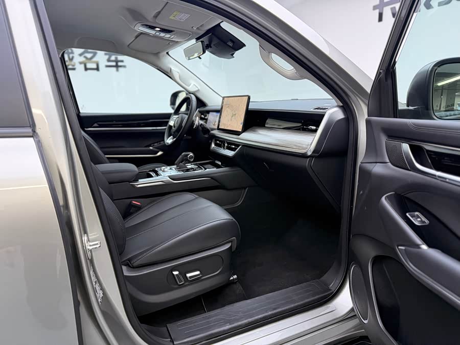 Great Wall Shanhai Pao Hi4-T car image #17