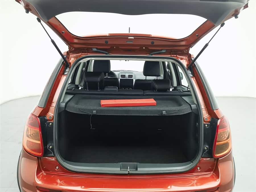 铃木 天语 SX4 2017 汽车图片 #17