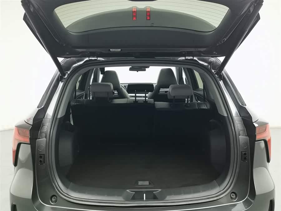 Changan CS75 Plus iDD 2024 car image #17