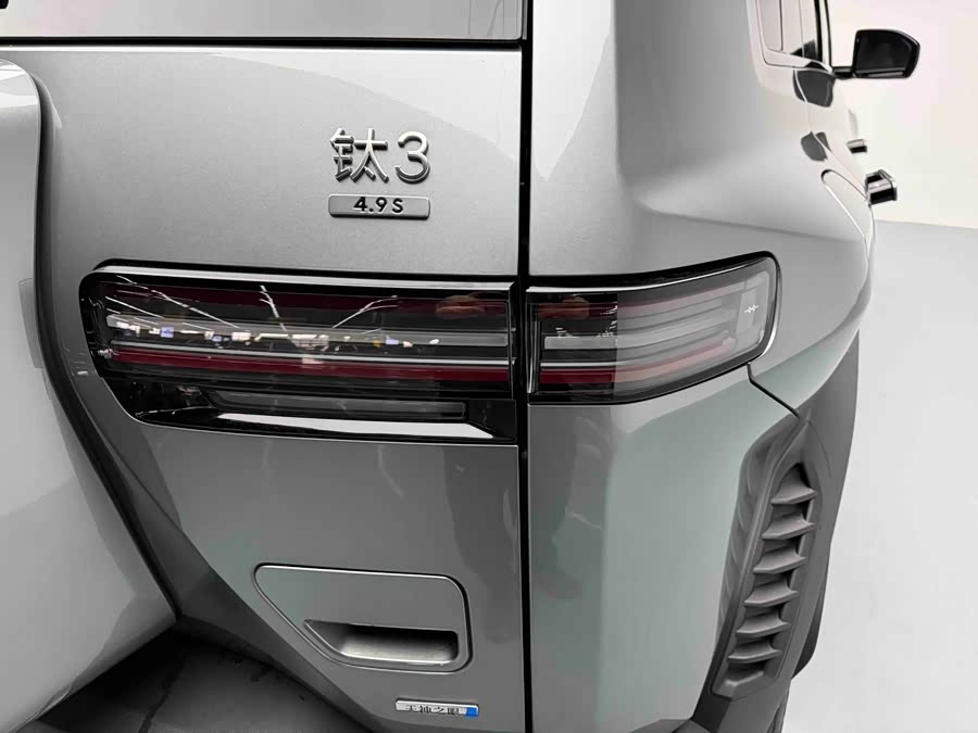 FangChengBao Tiger 3 2025 car image #17