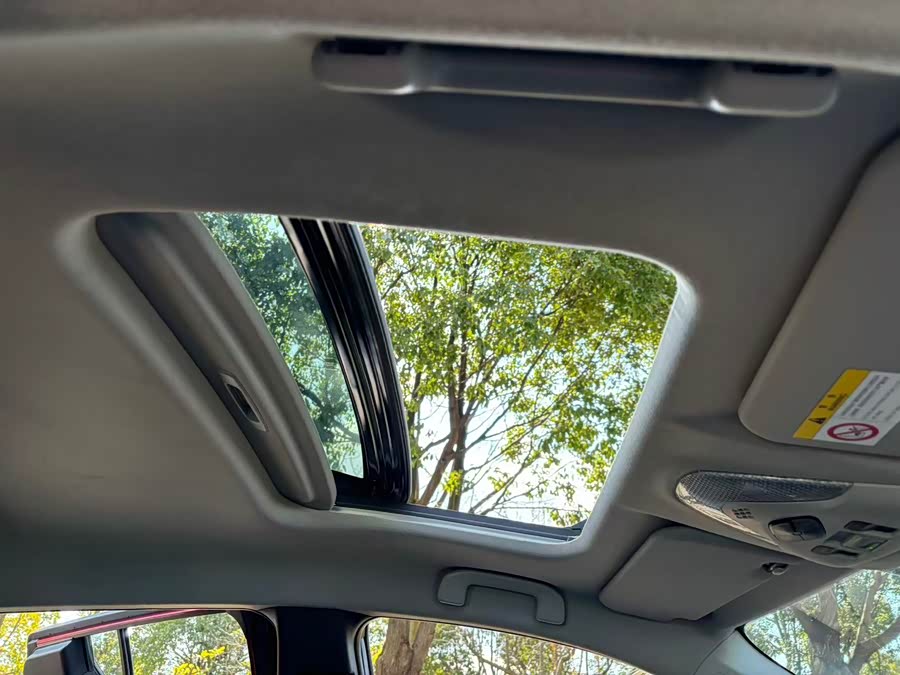 Toyota C-HR 2021 immagine di auto #17