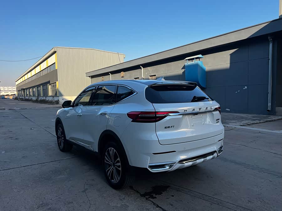 Haval F7 2021 car image #17