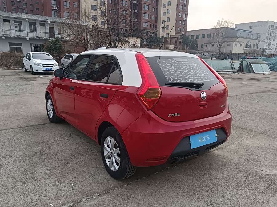 MG 3 2013 car image #17