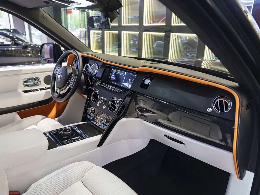 劳斯莱斯 库里南 2022 汽车图片 #17