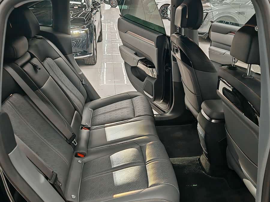 极氪 极氪7X 2024 汽车图片 #17