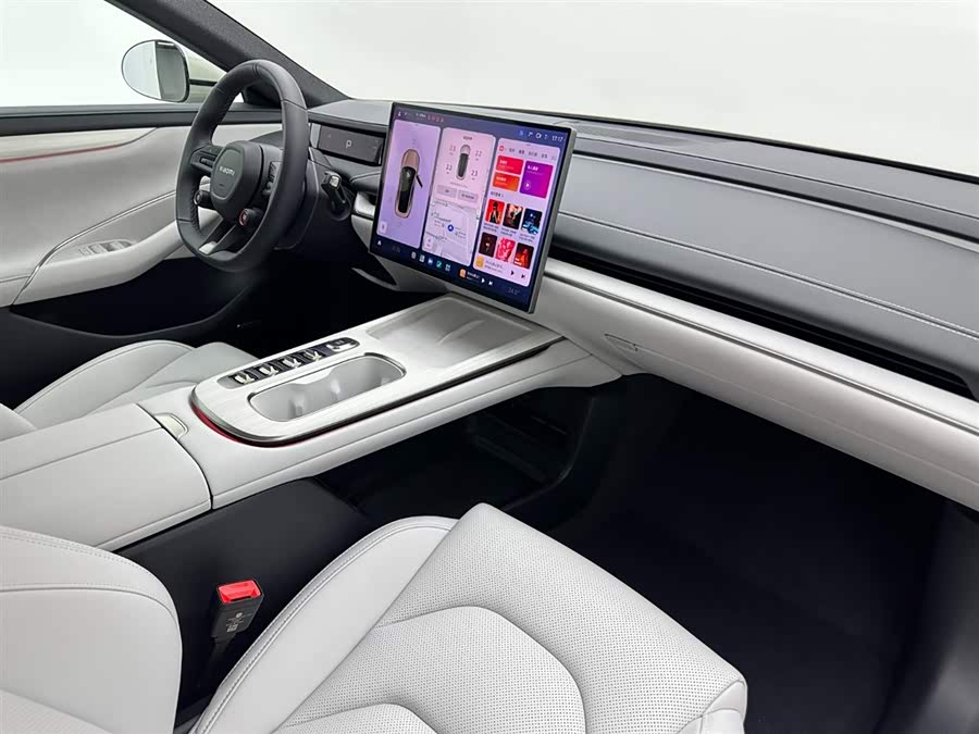 MI SU7 2025 car image #17