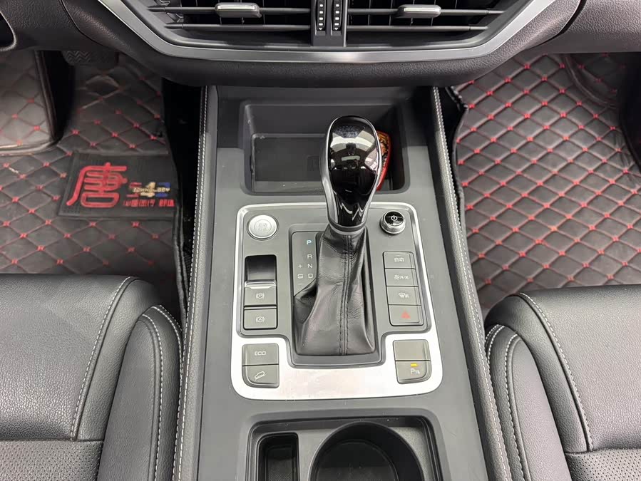 BYD Tang 2019 car image #17