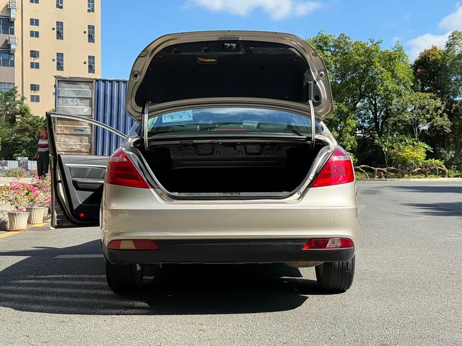 GEELY Emgrand 2017 car image #17