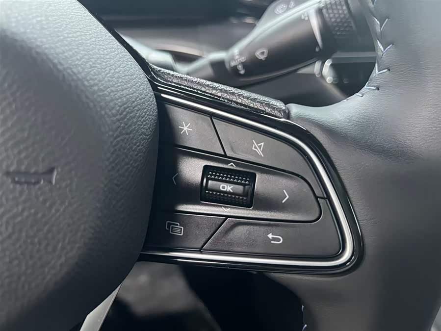 GEELY Preface 2025 car image #17