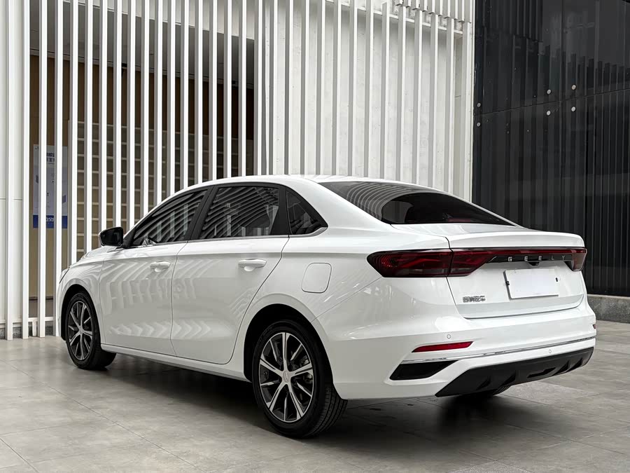 GEELY Emgrand 2023 #17 GEELY Emgrand 2023 car image #17