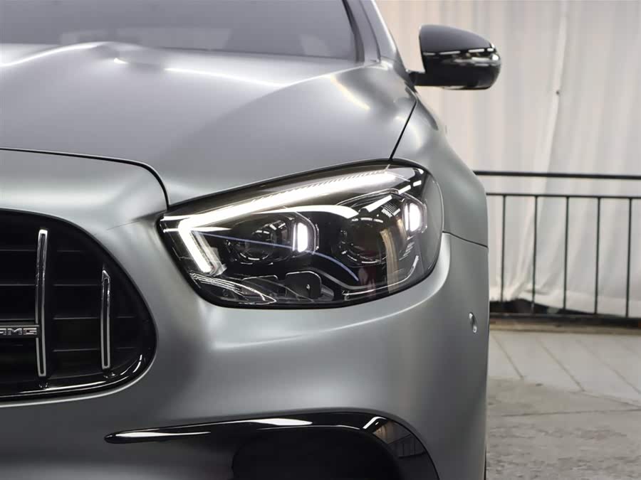 Mercedes-Benz E AMG 2022 immagine di auto #17