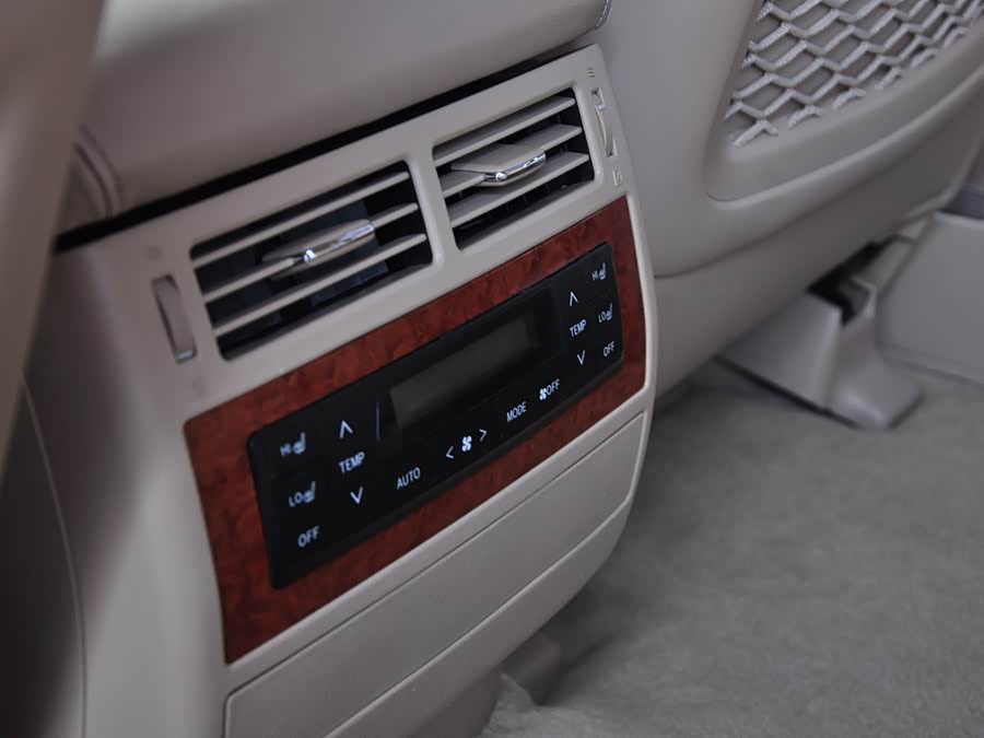 Toyota Land Cruiser 2014 #17 Toyota Land Cruiser 2014 car image #17