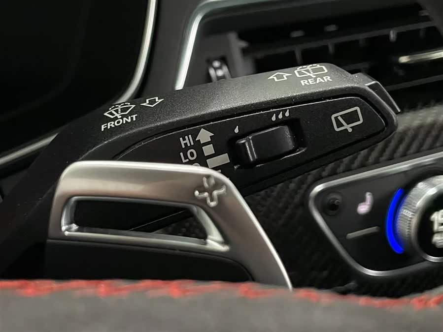 Audi RS 4 2023 car image #17