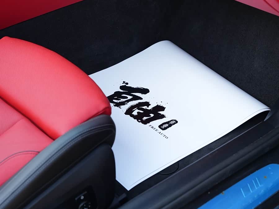 BMW 8 Series 2019 car image #17