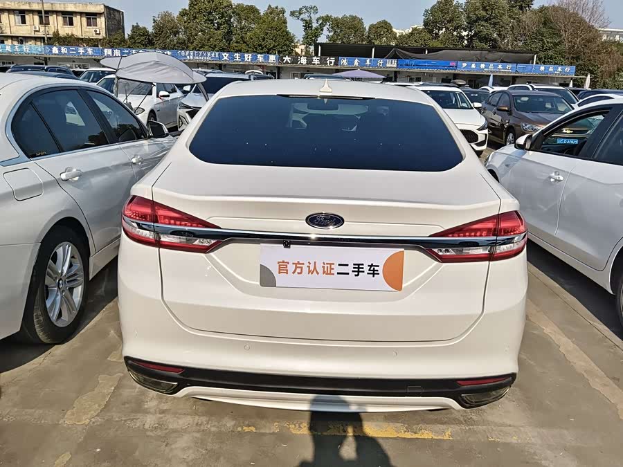 Ford Mondeo 2017 car image #17