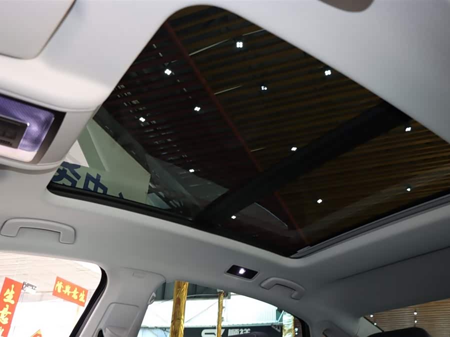 Volkswagen Passat 2025 car image #17