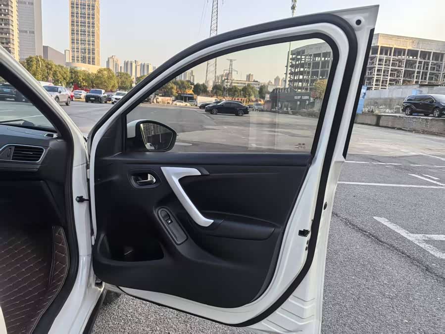 Citroen C3-XR 2017 car image #17