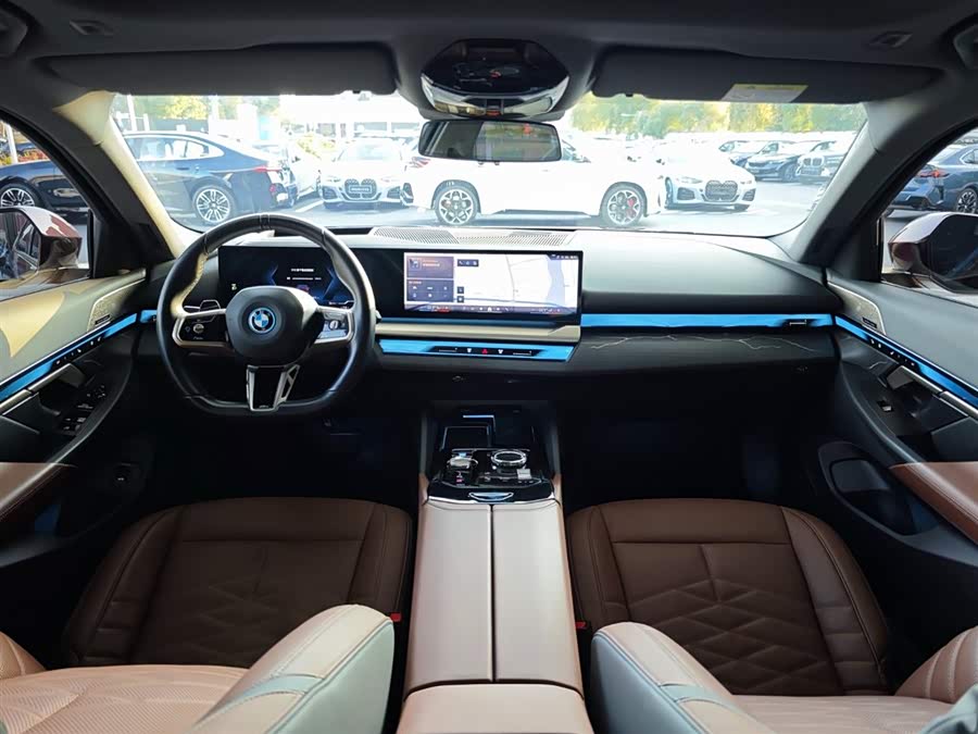 BMW i5 2024 car image #17