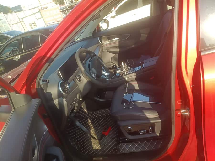 Forthing T5 EVO 2021 car image #17
