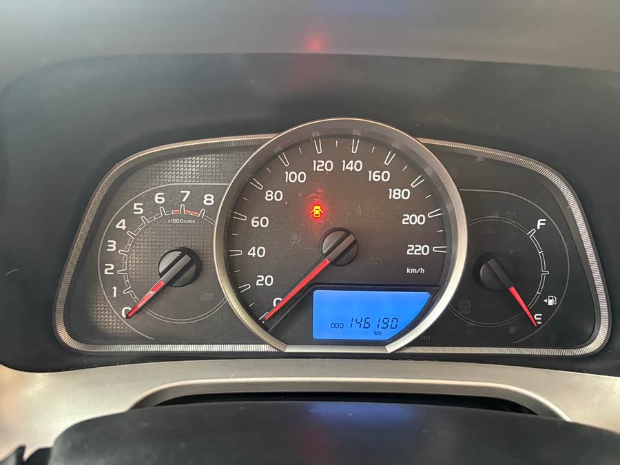 Toyota RAV4 2015 car image #17