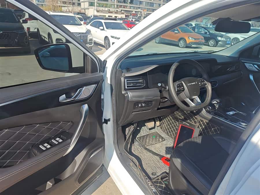 Jetour X95 2023 car image #17