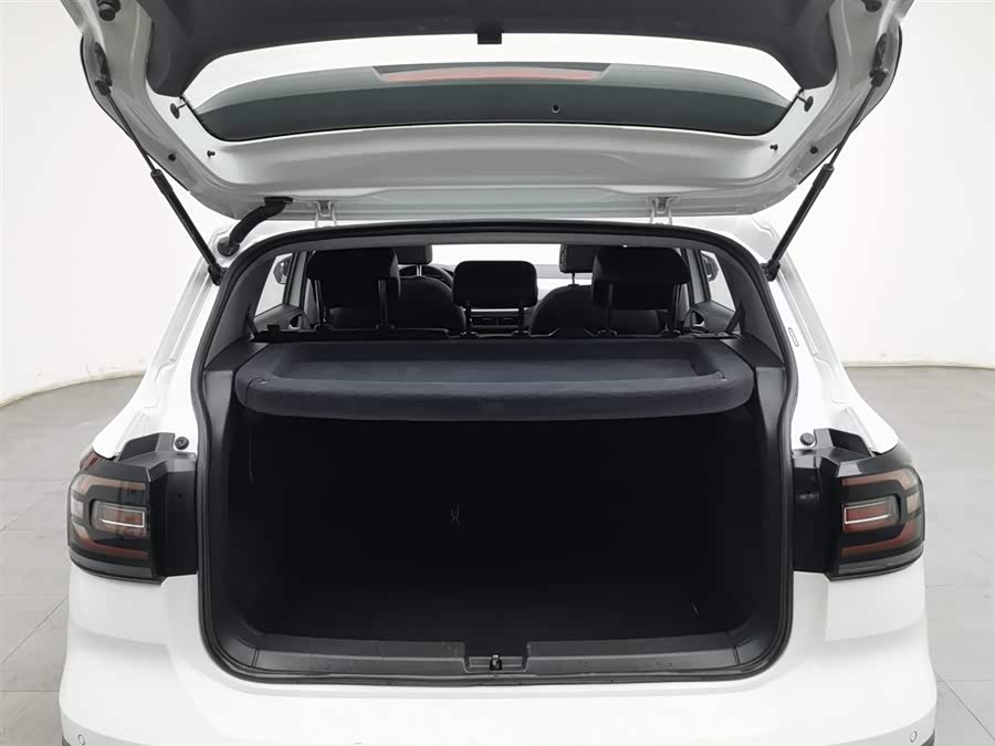 Volkswagen Tacqua 2024 car image #17