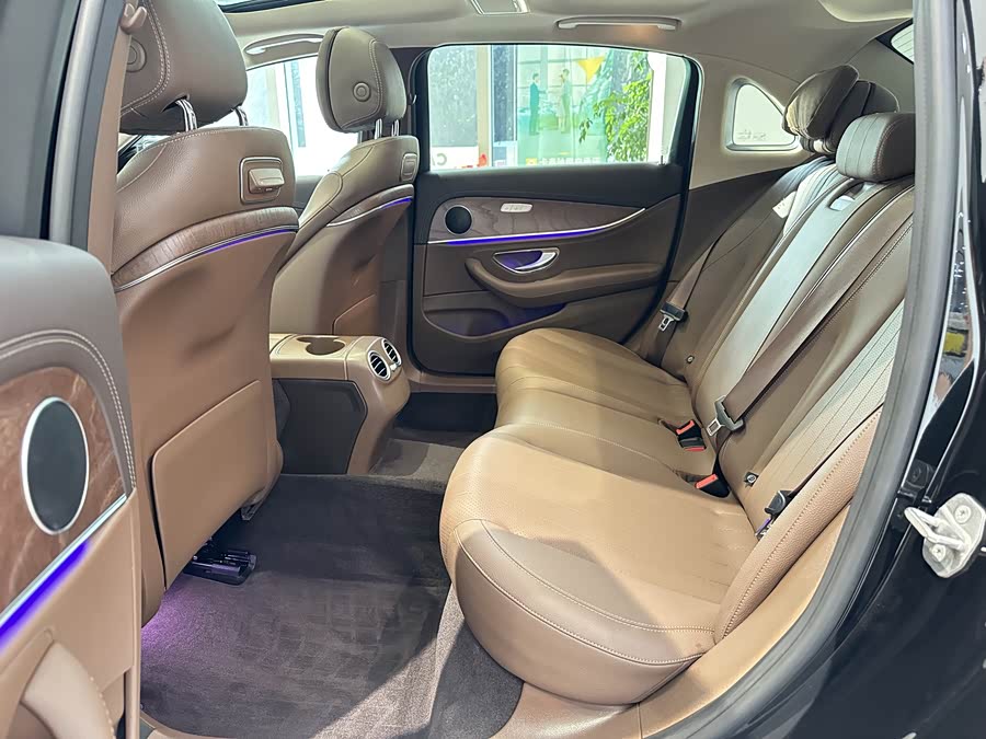 Mercedes-Benz E Class 2020 car image #17