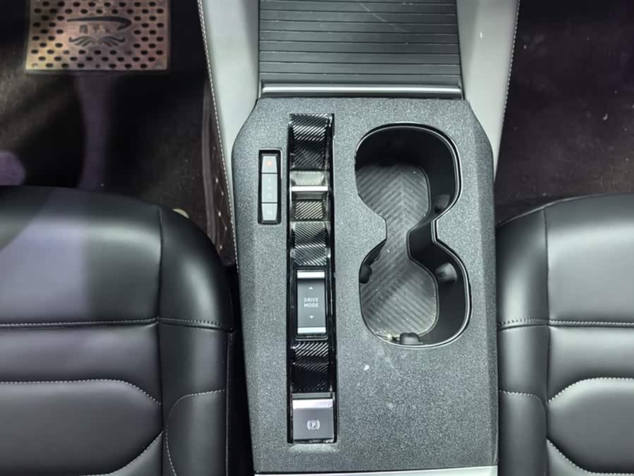 Citroen C5 X 2023 car image #17