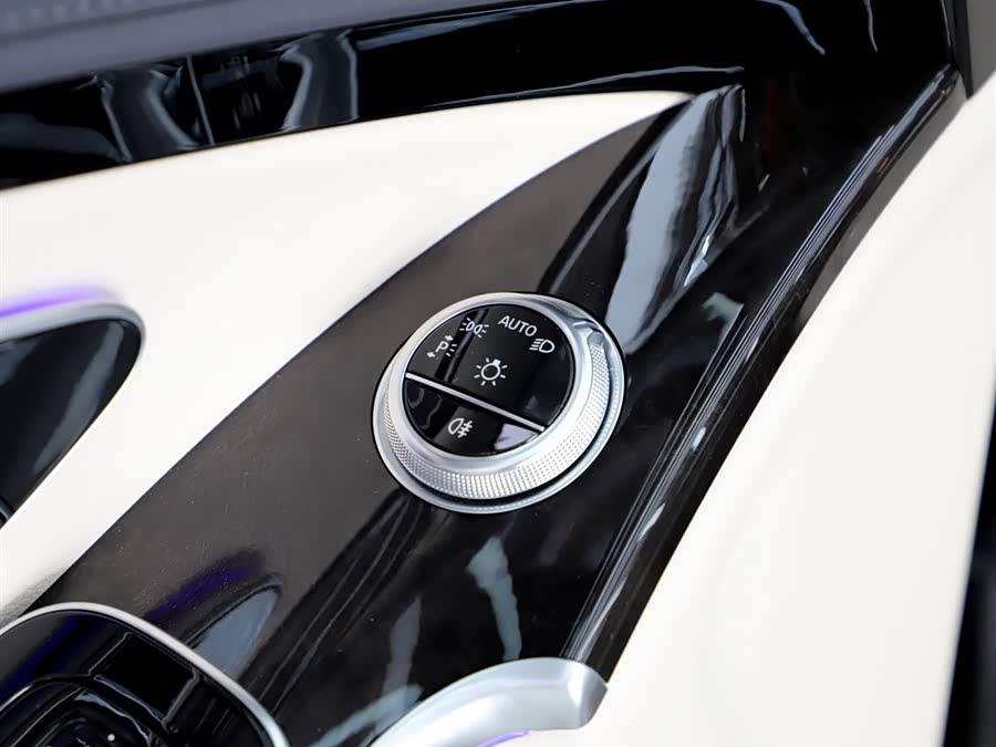 Mercedes-Benz Maybach S Class 2022 #17 Mercedes-Benz Maybach S Class 2022 car image #17