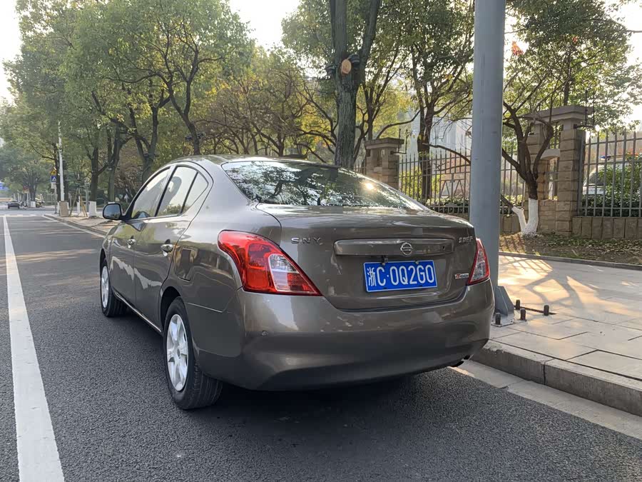 Nissan Sunny 2013 immagine di auto #17