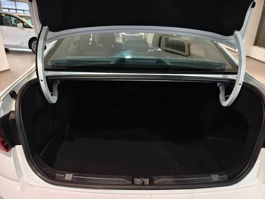 Volkswagen Bora 2024 immagine di auto #17