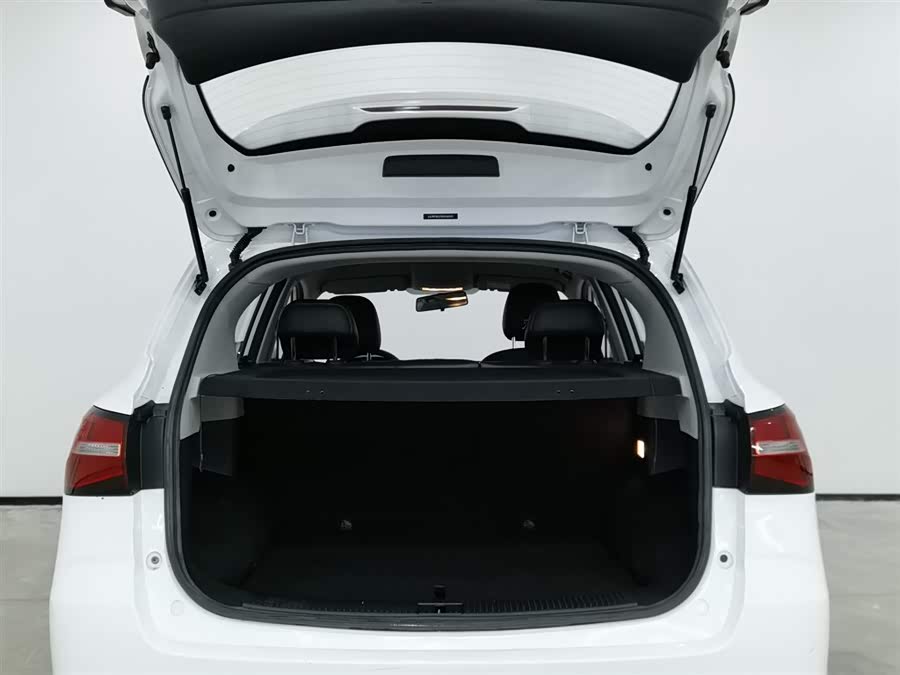 Roewe RX3 2019 изображение автомобиля #17