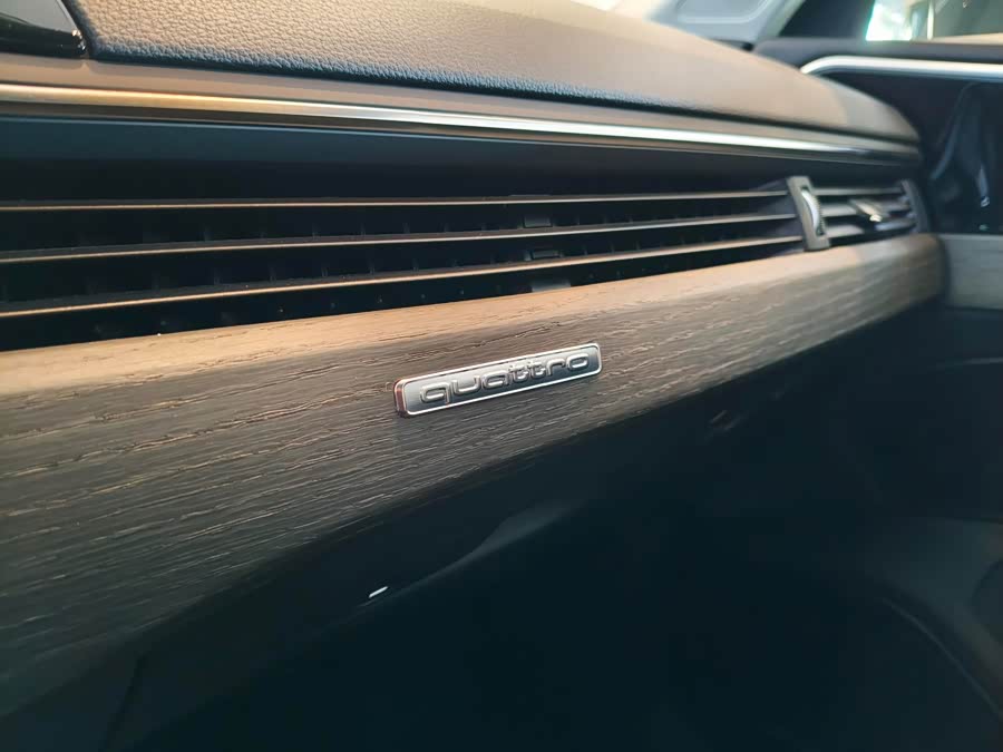 Audi A4 (Imported) #17 Audi A4 (Imported) car image #17