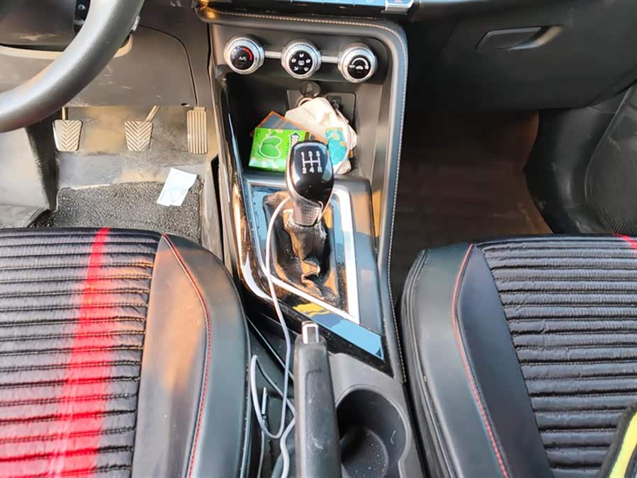 Changan CS15 2019 immagine di auto #17