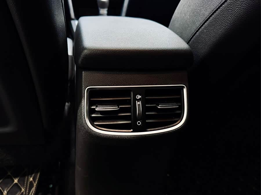 Hyundai Elantra AD 2020 car image #17