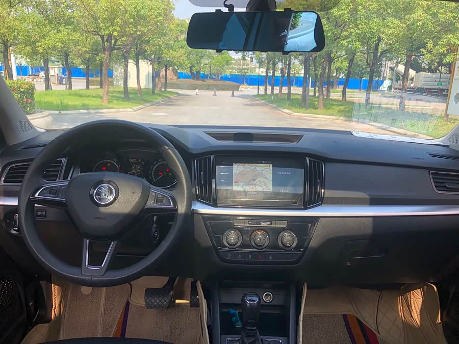 Skoda Kamiq 2022 car image #17