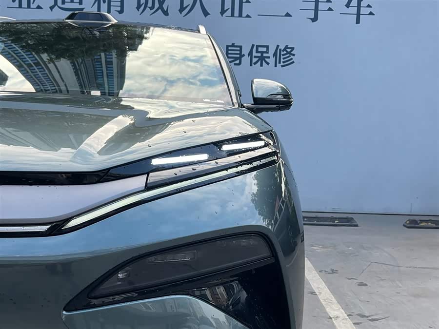 BYD Tang L 2025 immagine di auto #17