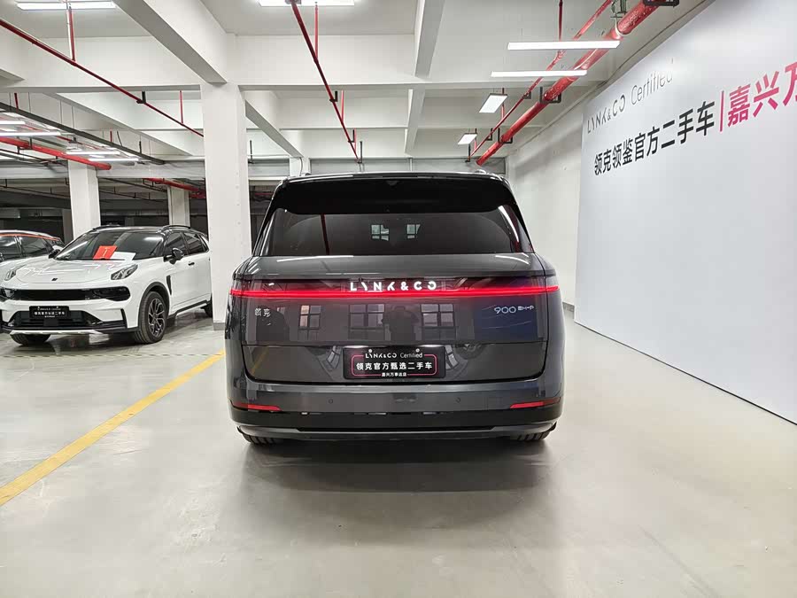 Lynk & Co 900 2025 car image #17