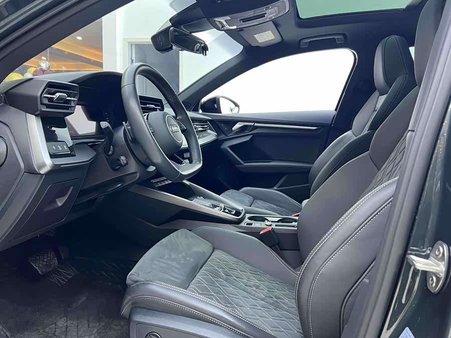 Audi A3 2024 car image #17