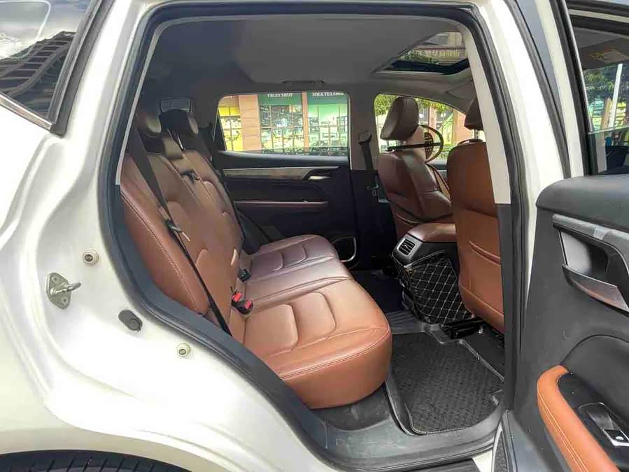 GEELY Vision X6 2022 car image #17