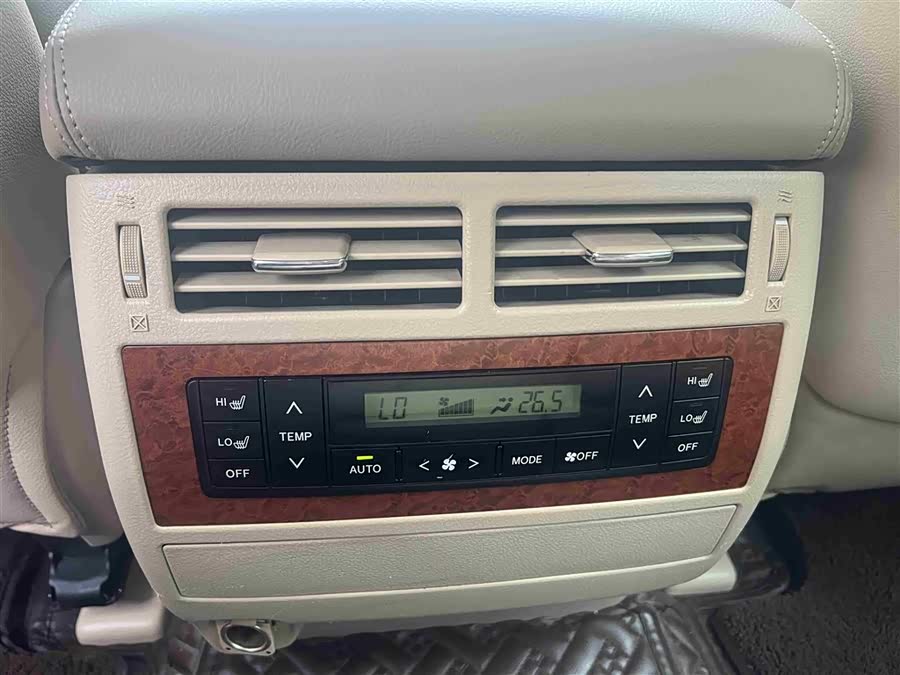 Toyota Land Cruiser 2014 immagine di auto #17